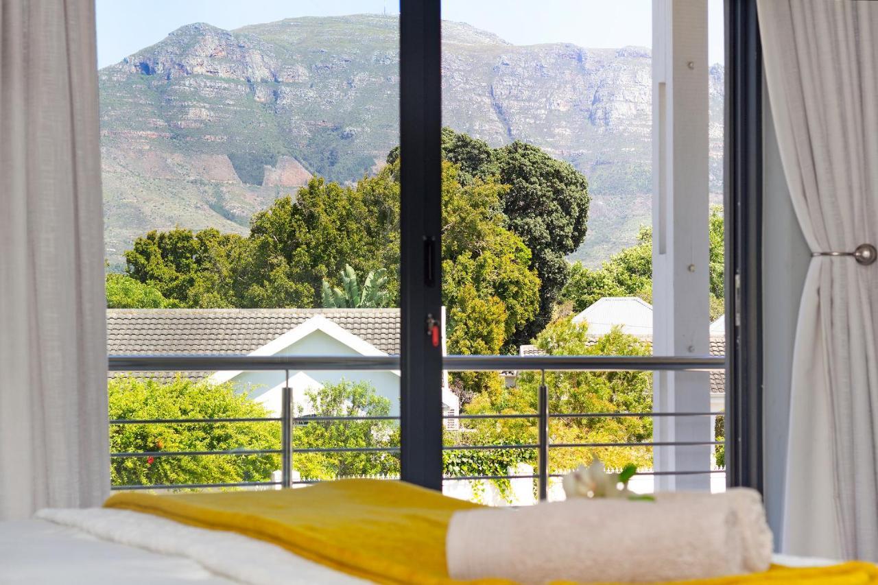 2 On Lismore Guesthouse Tokai Екстериор снимка