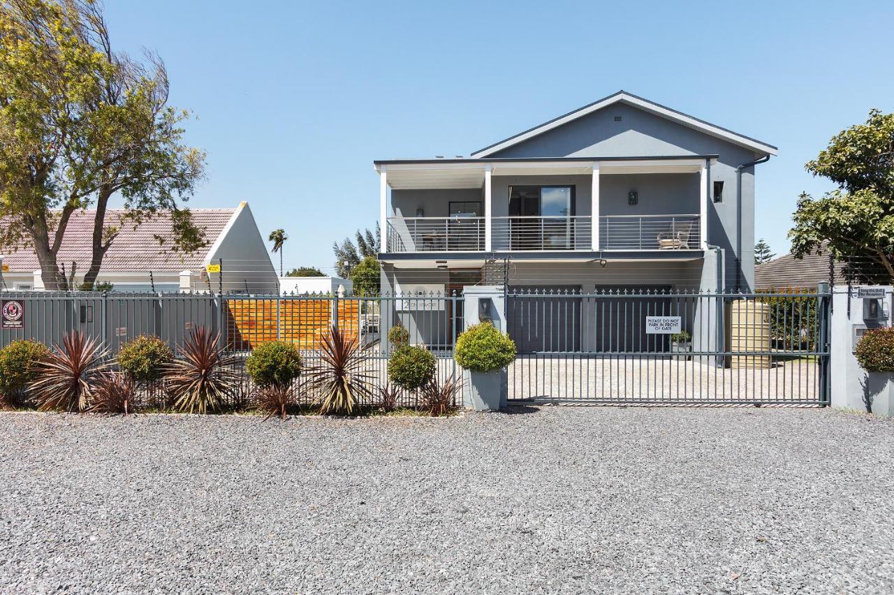 2 On Lismore Guesthouse Tokai Екстериор снимка