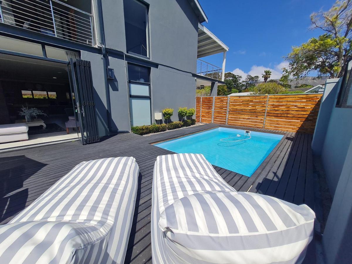 2 On Lismore Guesthouse Tokai Екстериор снимка